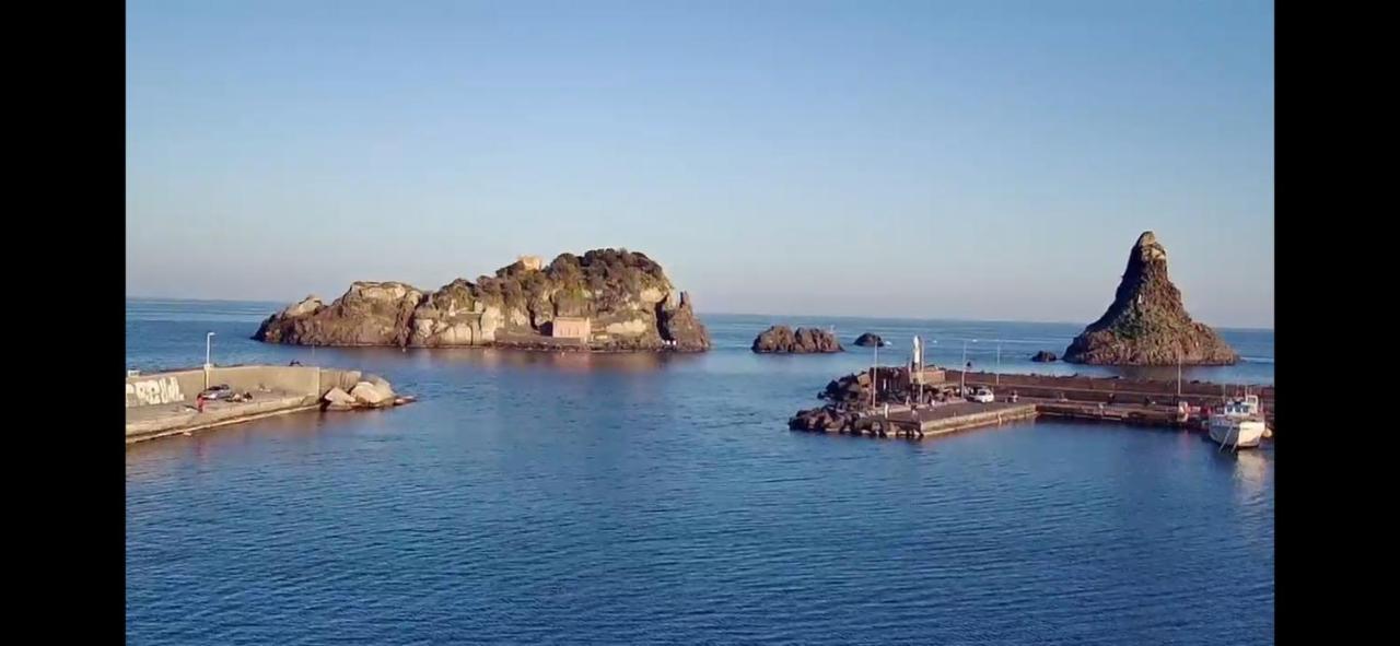 L'Isola E I Faraglioni House Διαμέρισμα Aci Trezza Εξωτερικό φωτογραφία