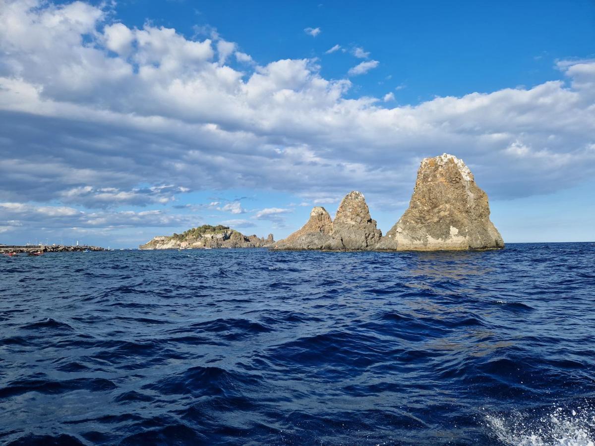 L'Isola E I Faraglioni House Διαμέρισμα Aci Trezza Εξωτερικό φωτογραφία